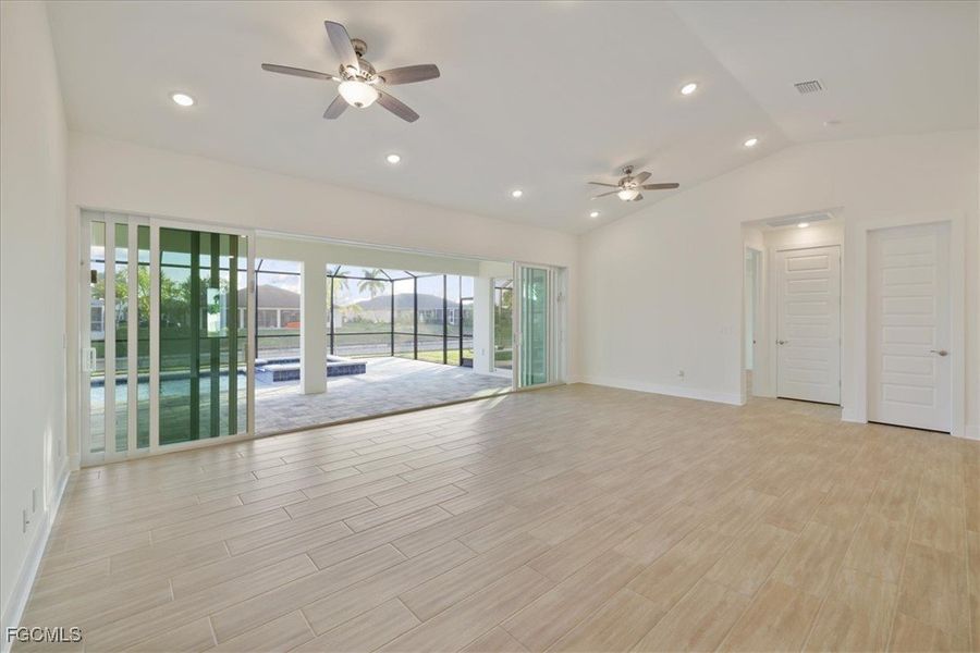 Spacious, unfurnished interior of a new home in Cape Coral, Cape Coral (Image 27). Spacious, unfurnished interior of a new home in Cape Coral, Cape Coral (Image 27).