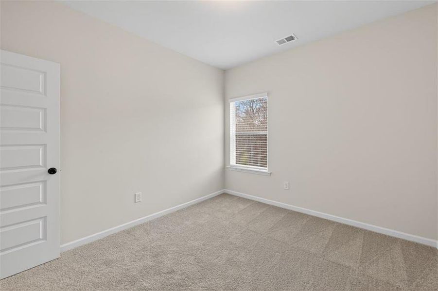 Spacious, unfurnished interior of a new home in Fuller Station, Loganville (Image 21).