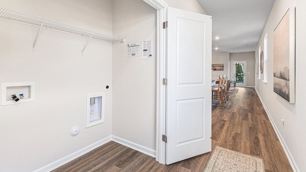 Spacious, unfurnished interior of a new home in Grand Oaks, Columbia (Image 18). Spacious, unfurnished interior of a new home in Grand Oaks, Columbia (Image 18).