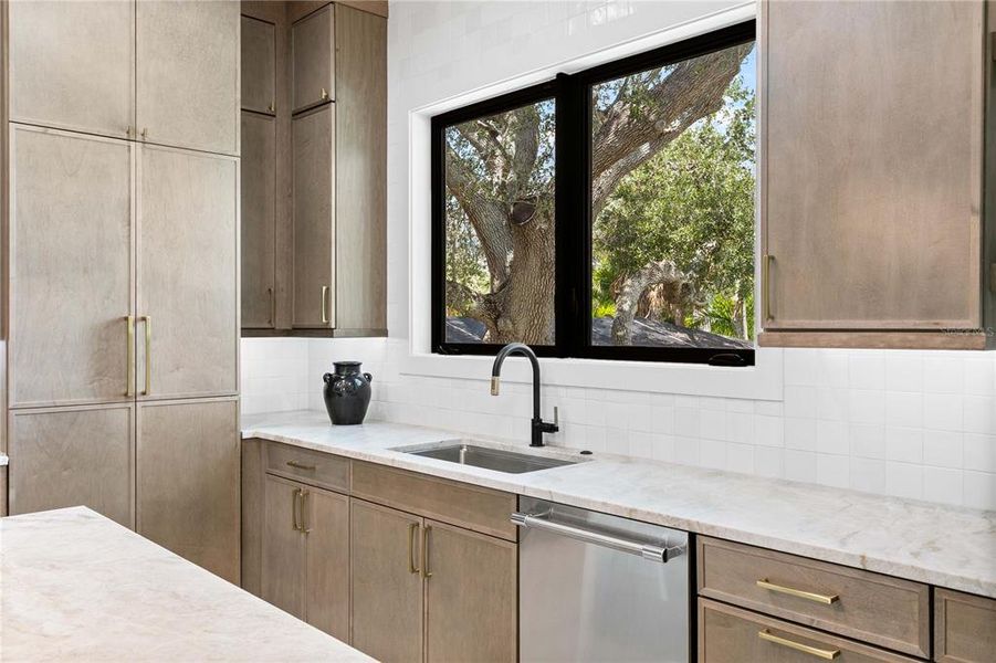 Close-up of interior finishes inside a home in , Tampa (Image 24). Close-up of interior finishes inside a home in , Tampa (Image 24).