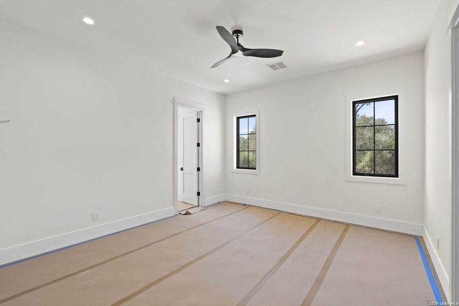 Image 37 of a home in .