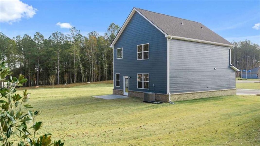 Exterior details and patio area of a home in WillowBrook, Winder (Image 2).