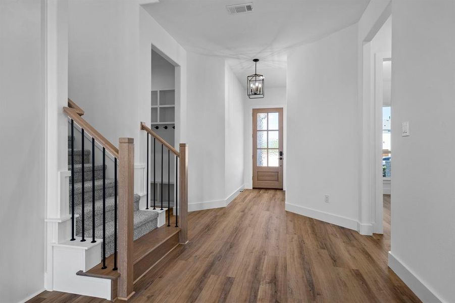 Spacious, unfurnished interior of a new home in Solterra, Mesquite (Image 30). Spacious, unfurnished interior of a new home in Solterra, Mesquite (Image 30).