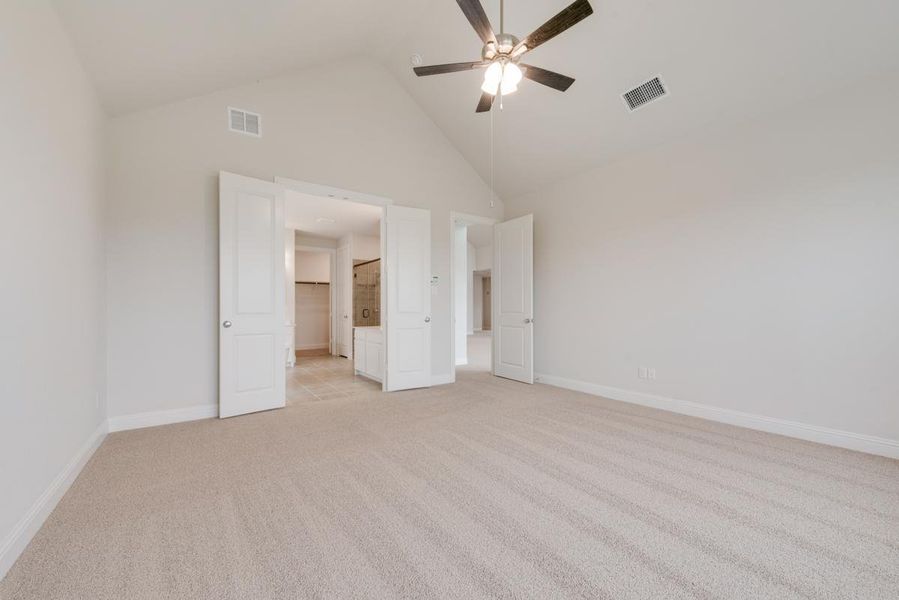 Spacious, unfurnished interior of a new home in Breezy Hill, Rockwall (Image 26). Spacious, unfurnished interior of a new home in Breezy Hill, Rockwall (Image 26).