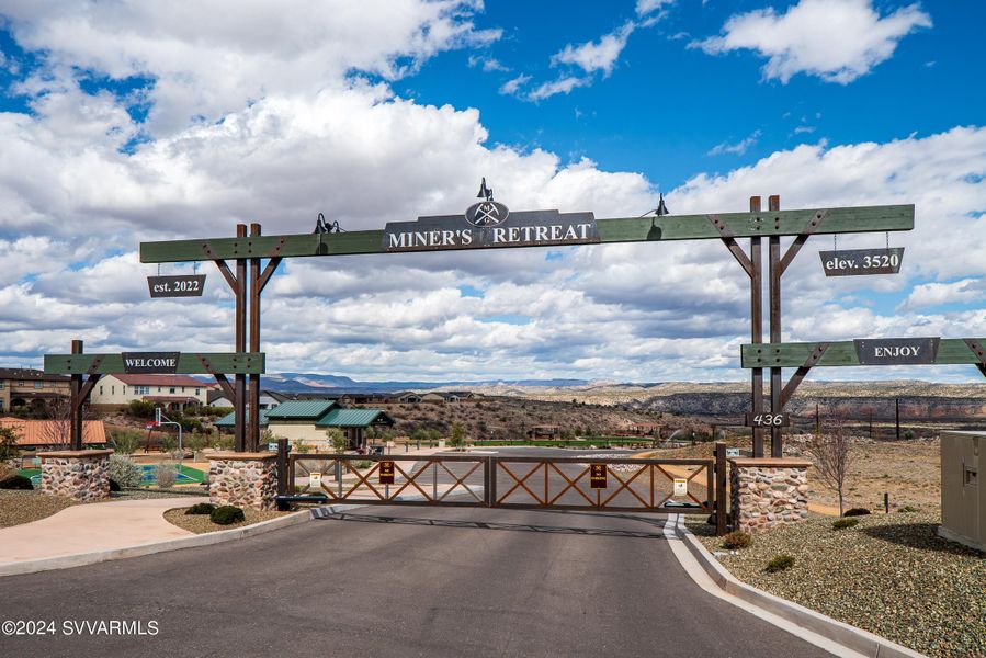 JL_MinersRetreat-CommunityPark-ground-01