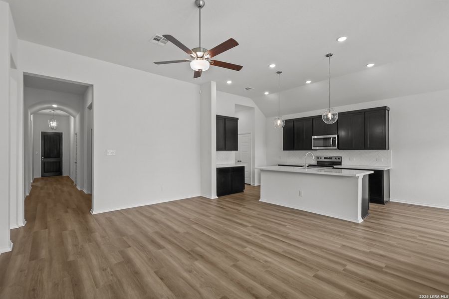 Spacious, unfurnished interior of a new home in Megan's Landing, Castroville (Image 16). Spacious, unfurnished interior of a new home in Megan's Landing, Castroville (Image 16).