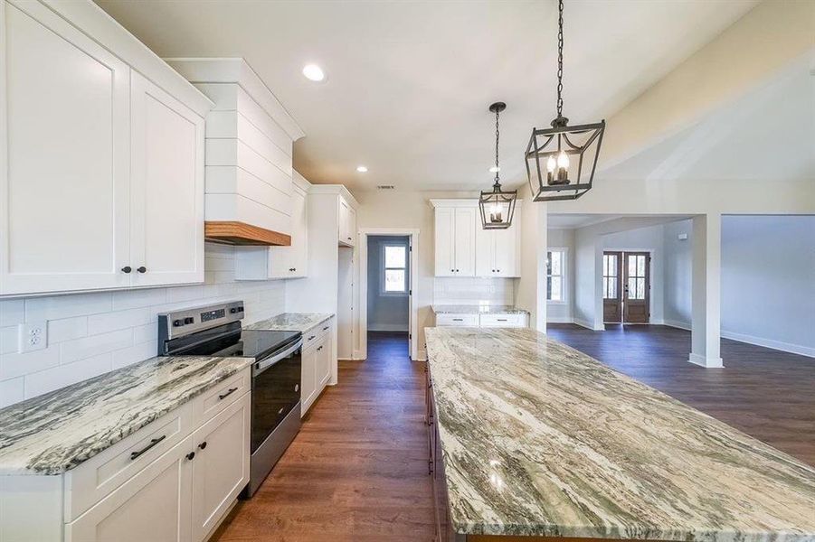 Furnished interior view inside a new home in , Rockmart (Image 5).