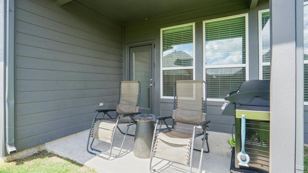 Furnished interior view inside a new home in Venetian, Weston (Image 30).
