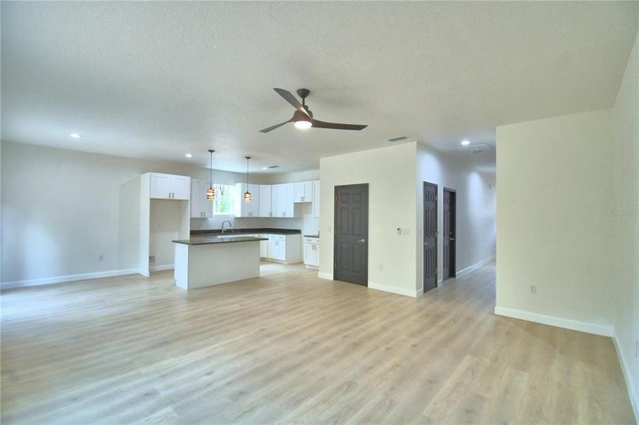 Spacious, unfurnished interior of a new home in , Avon Park (Image 38).