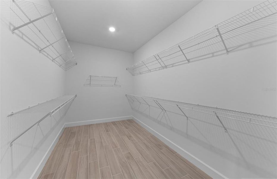 Spacious, unfurnished interior of a new home in Arbor Oaks, North Port (Image 12).