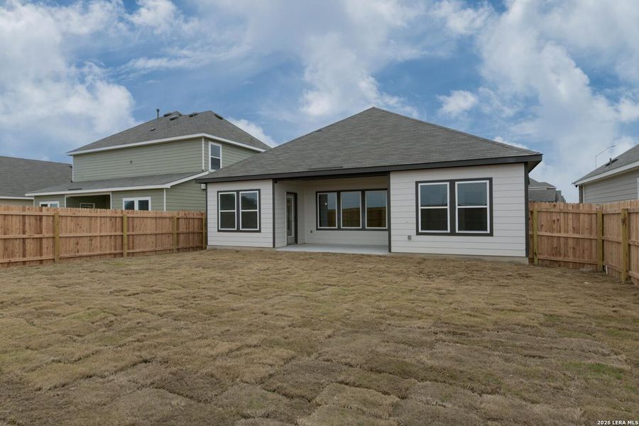 Exterior details and patio area of a home in Cordova Trails, Seguin (Image 3).
