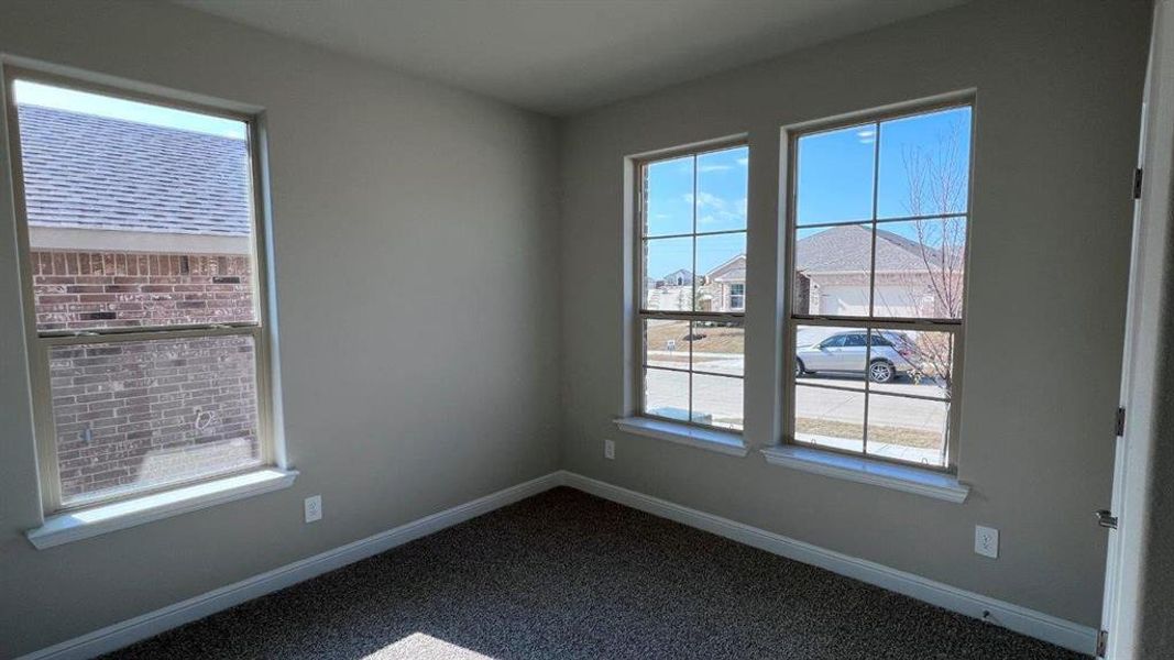 Spacious, unfurnished interior of a new home in Bluestem, Rhome (Image 14).