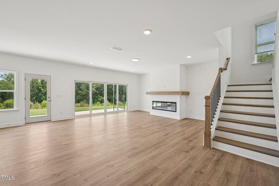 6-web-or-mls-Malcus Ct-S2706-006 6-web-or-mls-Malcus Ct-S2706-006