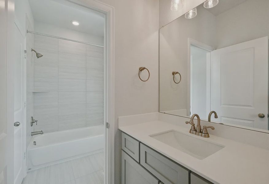 Plan 6050 bath 2 - 21 of 24 Plan 6050 bath 2 - 21 of 24