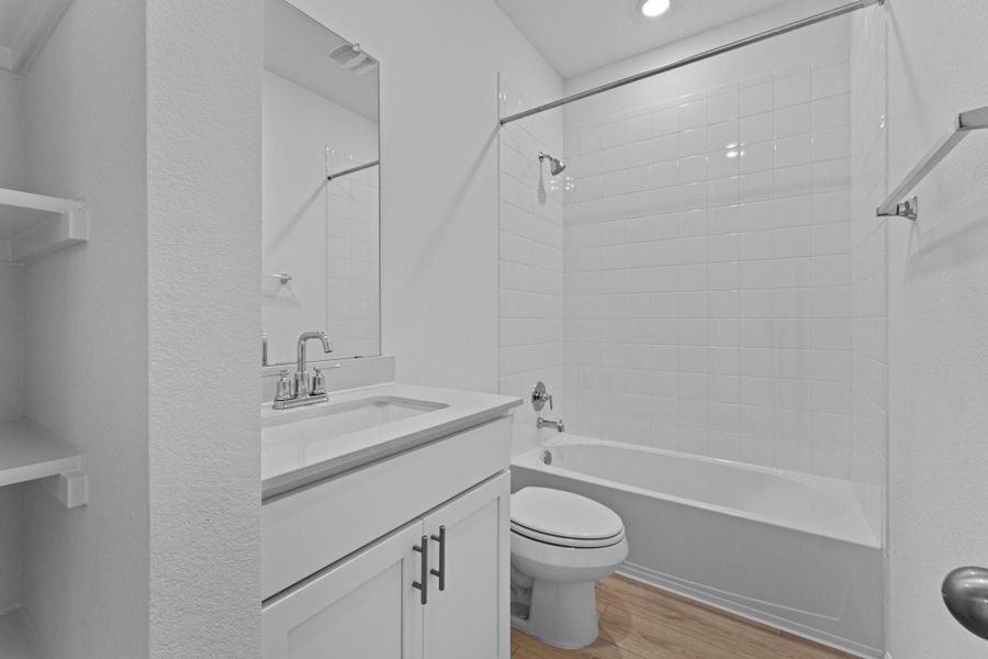 Furnished interior view inside a new home in Bar W Ranch, Georgetown (Image 5). Furnished interior view inside a new home in Bar W Ranch, Georgetown (Image 5).