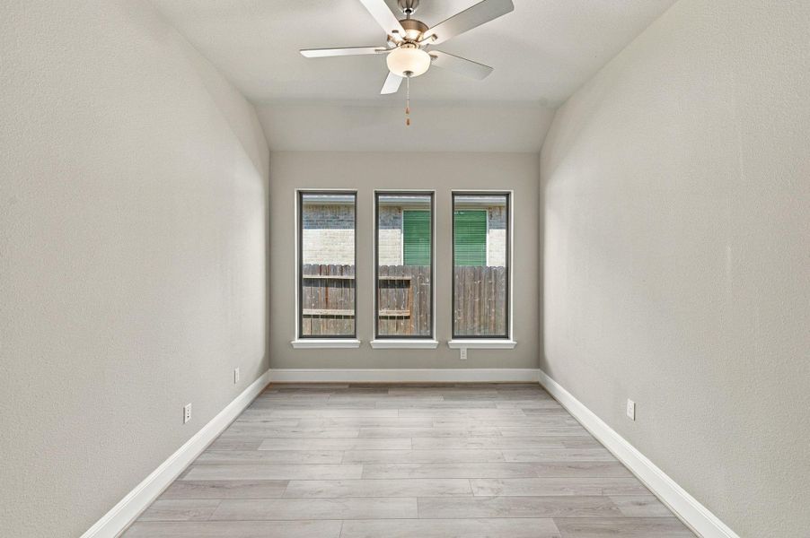 Spacious, unfurnished interior of a new home in Coastal Point, League City (Image 36).