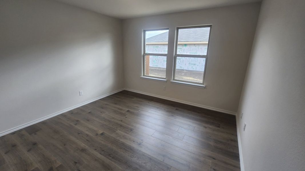 Spacious, unfurnished interior of a new home in Saddlebrook, Waxahachie (Image 17). Spacious, unfurnished interior of a new home in Saddlebrook, Waxahachie (Image 17).