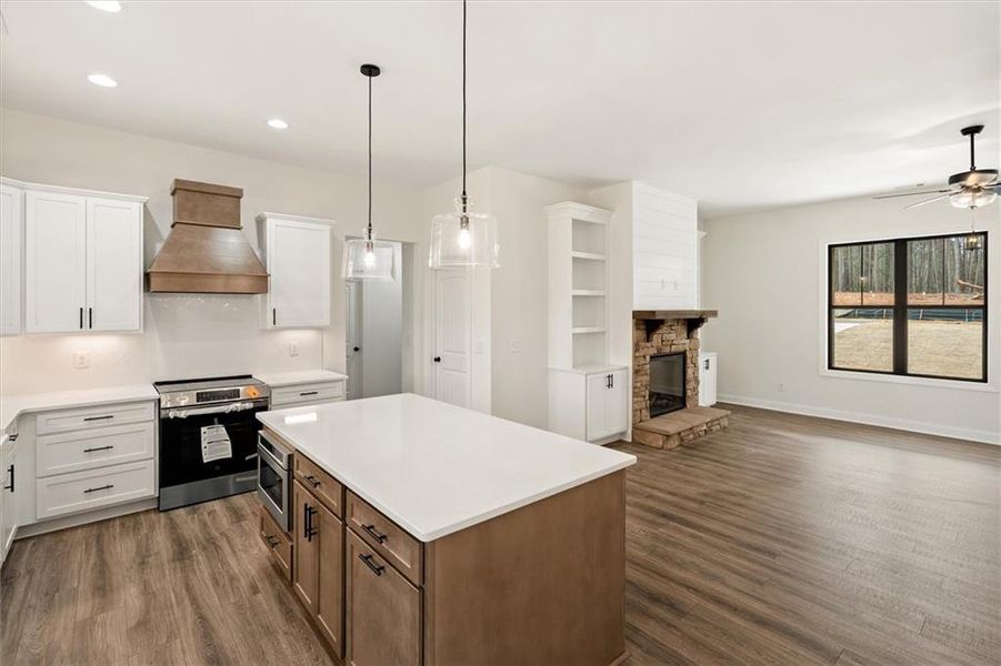 Furnished interior view inside a new home in , Rockmart (Image 14).