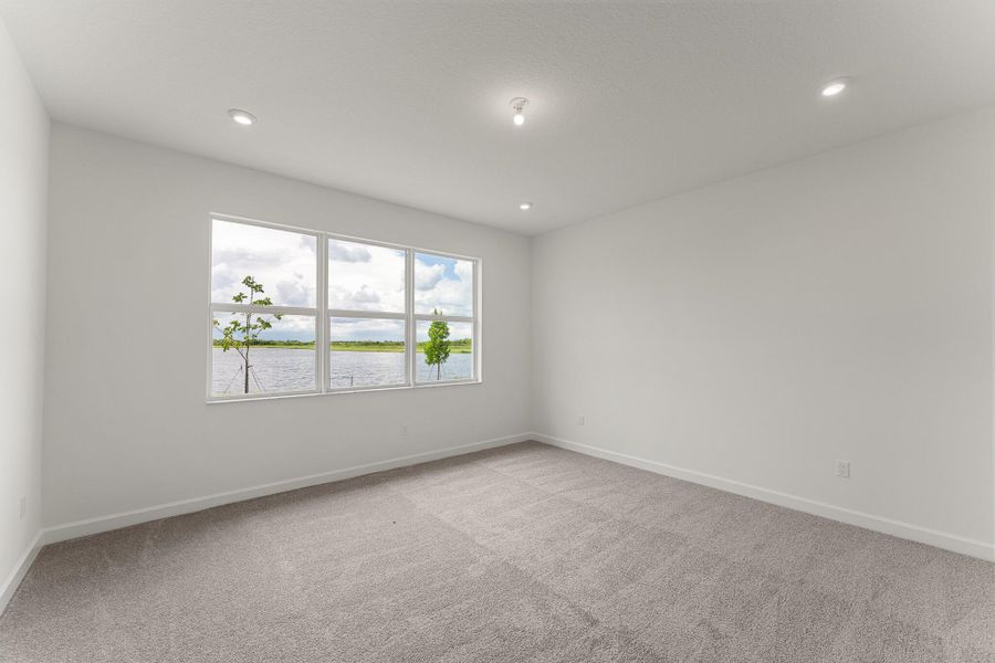 Spacious, unfurnished interior of a new home in Tradition - Kenley, Port St. Lucie (Image 10).