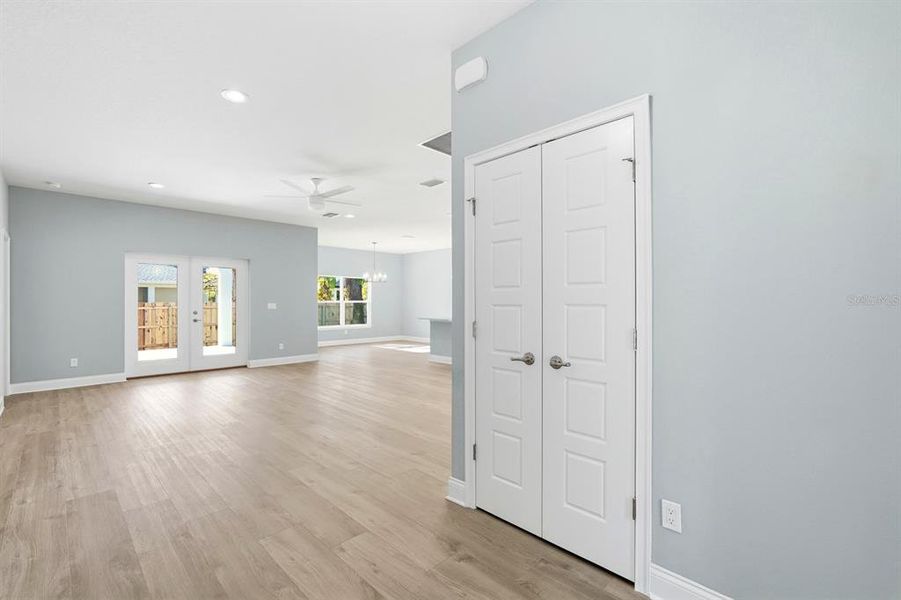 Spacious, unfurnished interior of a new home in , New Smyrna Beach (Image 40).
