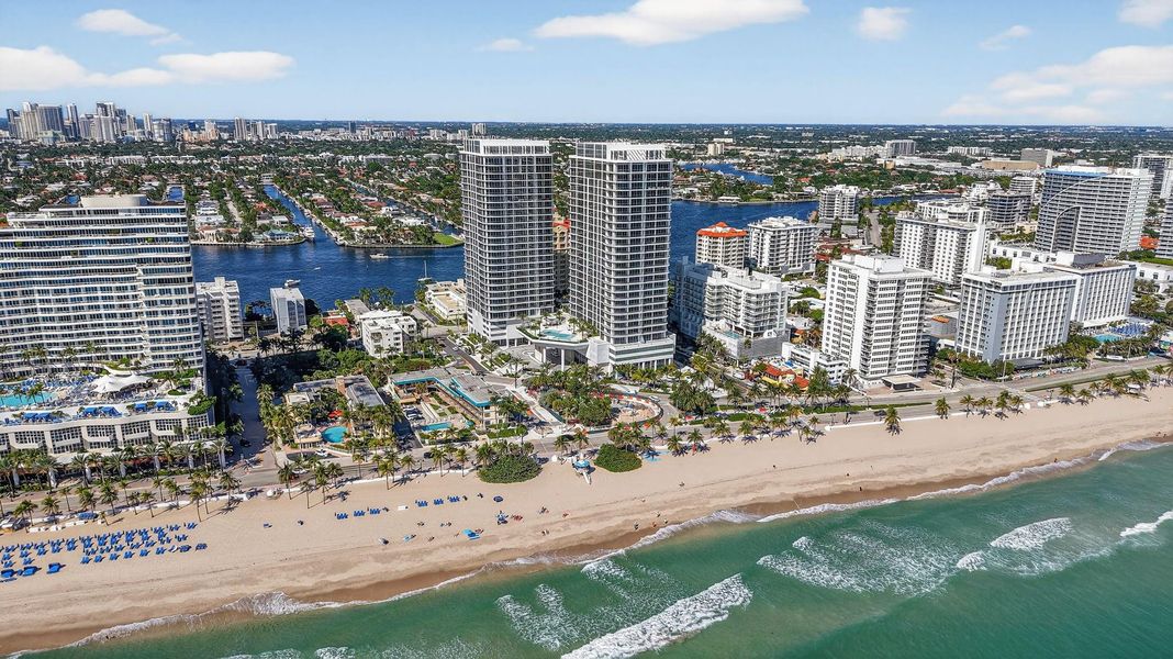 Condo located in Fort Lauderdale, FL showcasing its design and architecture (Image 31).
