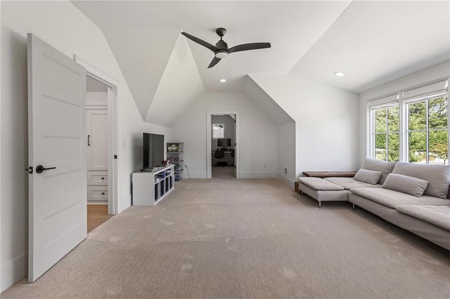 Spacious, unfurnished interior of a new home in , Milton (Image 18).