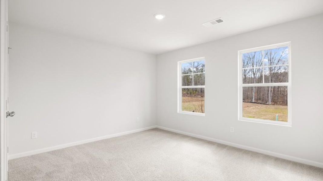 Spacious, unfurnished interior of a new home in Parkside at Carter Grove, Cartersville (Image 26).