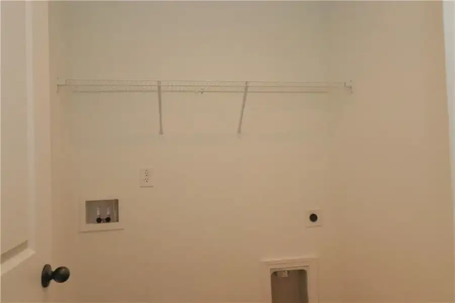 Spacious, unfurnished interior of a new home in , Douglasville (Image 13).
