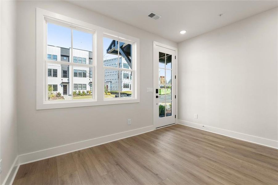 Spacious, unfurnished interior of a new home in , Alpharetta (Image 18). Spacious, unfurnished interior of a new home in , Alpharetta (Image 18).