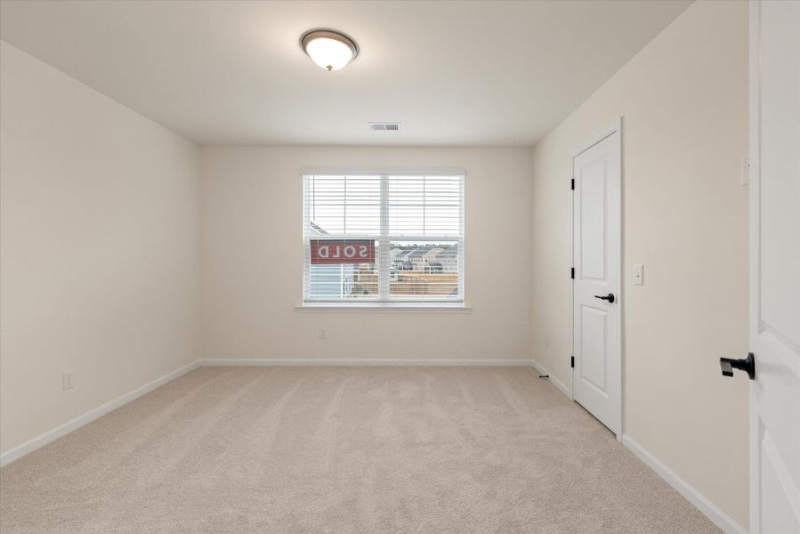 Spacious, unfurnished interior of a new home in Oakley Pointe, Moncks Corner (Image 39).