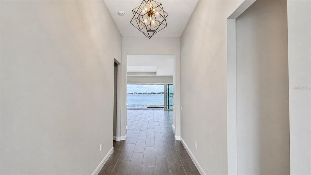 Spacious, unfurnished interior of a new home in Shellstone at Waterside, Sarasota (Image 26). Spacious, unfurnished interior of a new home in Shellstone at Waterside, Sarasota (Image 26).