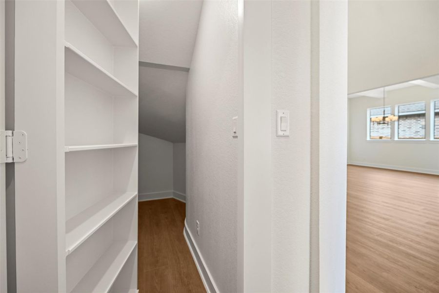 Spacious, unfurnished interior of a new home in Bridgeland 80′, Cypress (Image 12).