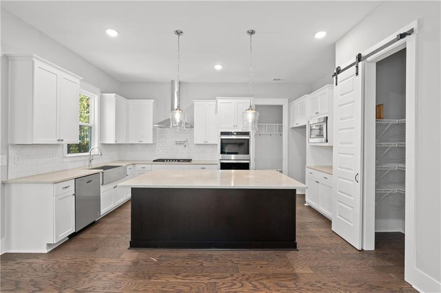 Furnished interior view inside a new home in Chattahoochee Reserve, Cumming (Image 3). Furnished interior view inside a new home in Chattahoochee Reserve, Cumming (Image 3).