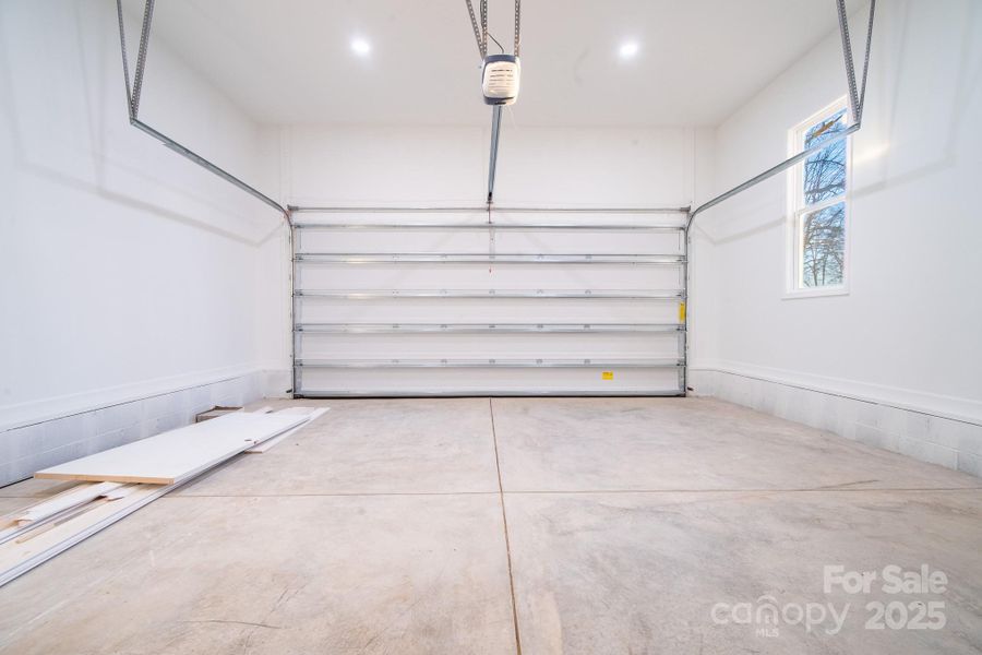 Spacious, unfurnished interior of a new home in , Claremont (Image 37).