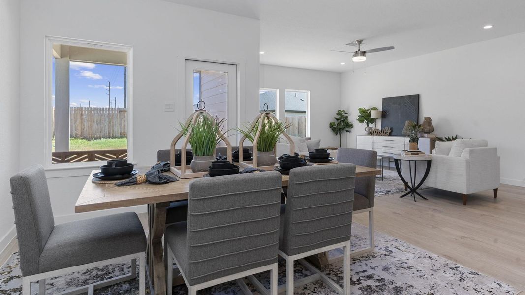 Furnished interior view inside a new home in Holly Ridge, Rosenberg (Image 8).