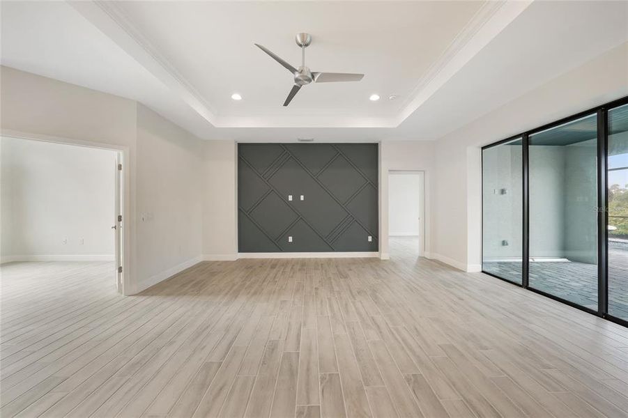 Spacious, unfurnished interior of a new home in , Port Charlotte (Image 38).