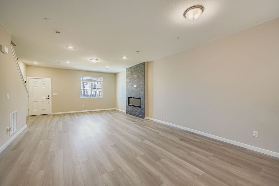 New Home in Longmont, CO.  - Slide 11