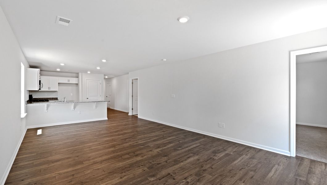 Spacious, unfurnished interior of a new home in Harper Ridge, Roebuck (Image 23).