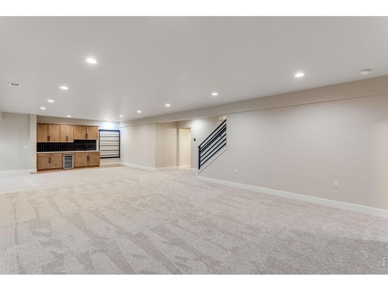 Spacious, unfurnished interior of a new home in , Windsor (Image 41).