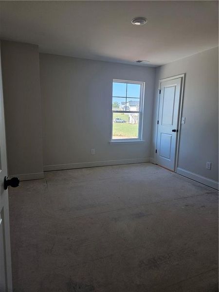Image 14 of a home in . Image 14 of a home in .