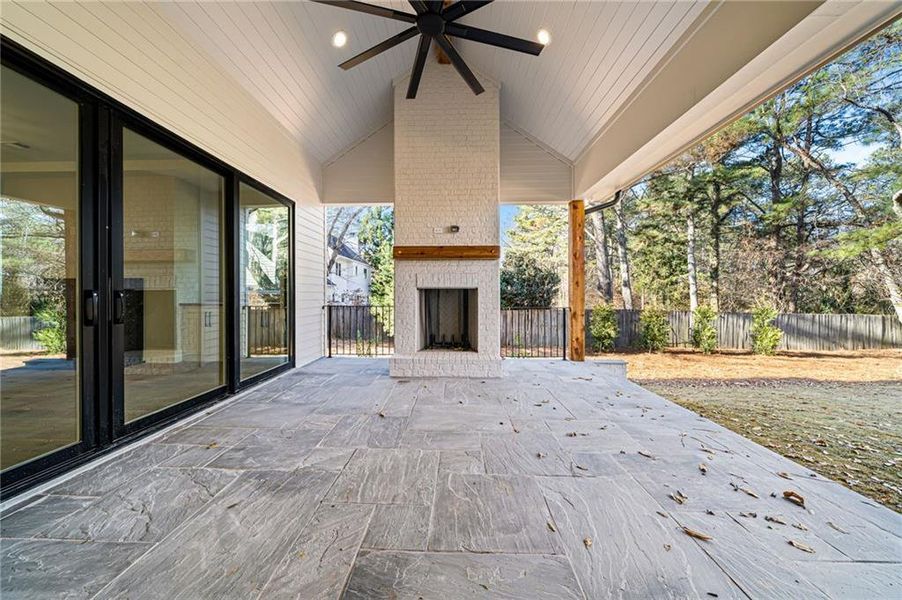 Exterior details and patio area of a home in , Alpharetta (Image 28).