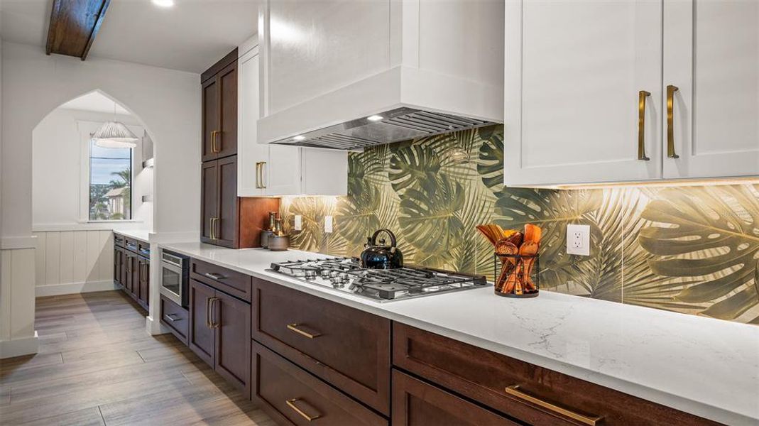 Furnished interior view inside a new home in , Sarasota (Image 10).