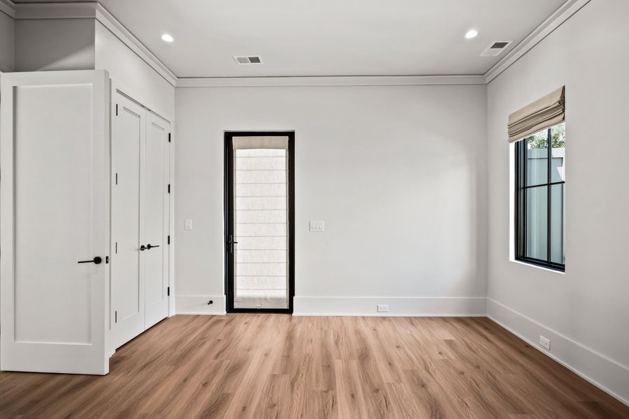 Spacious, unfurnished interior of a new home in , Mount Pleasant (Image 86). Spacious, unfurnished interior of a new home in , Mount Pleasant (Image 86).
