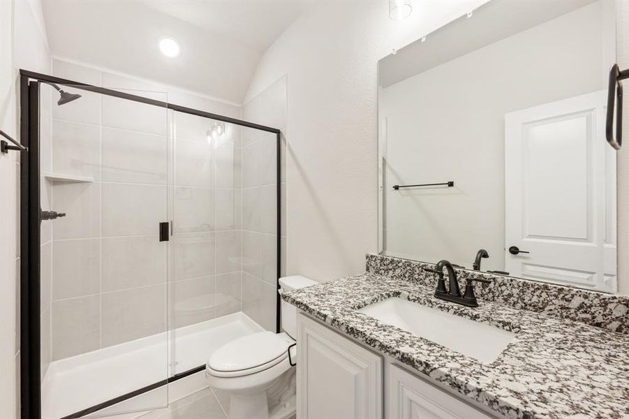 Furnished interior view inside a new home in Somerset, Venus (Image 9).