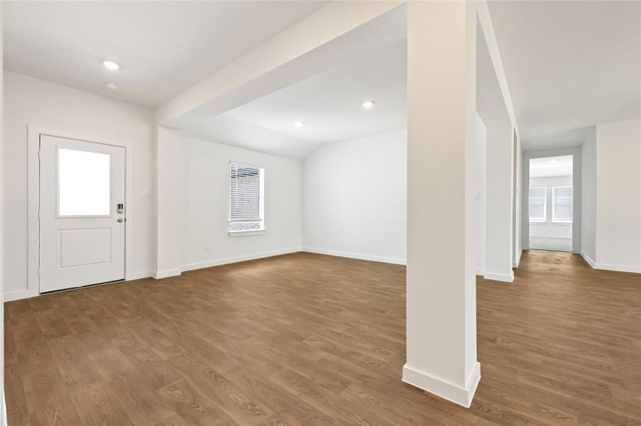 Spacious, unfurnished interior of a new home in Blue Heron Estates, Beasley (Image 17).