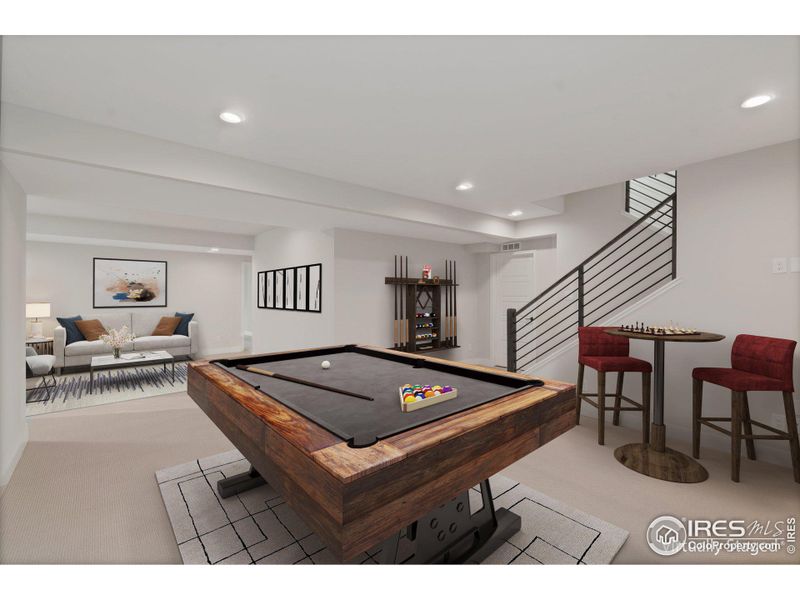 Finished Basement w/ Large Recreation Room