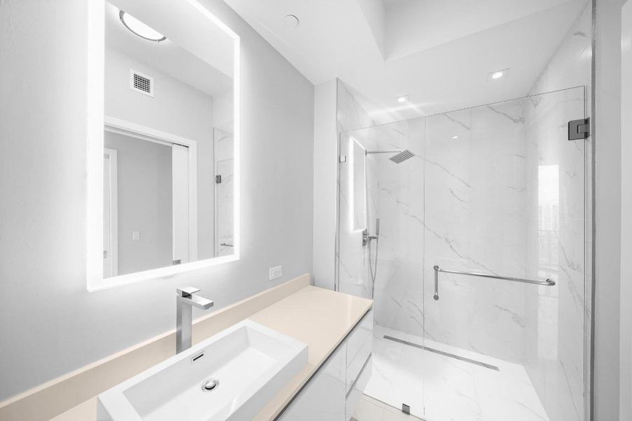 AC8312C8-EE14-45C6-816B-F78BA856D4DA AC8312C8-EE14-45C6-816B-F78BA856D4DA