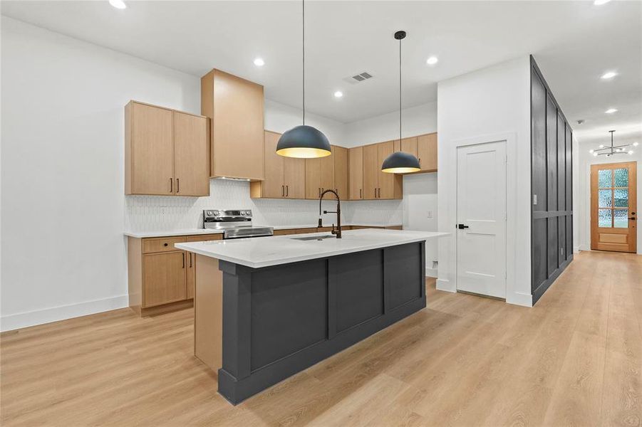 Furnished interior view inside a new home in , Dallas (Image 7).