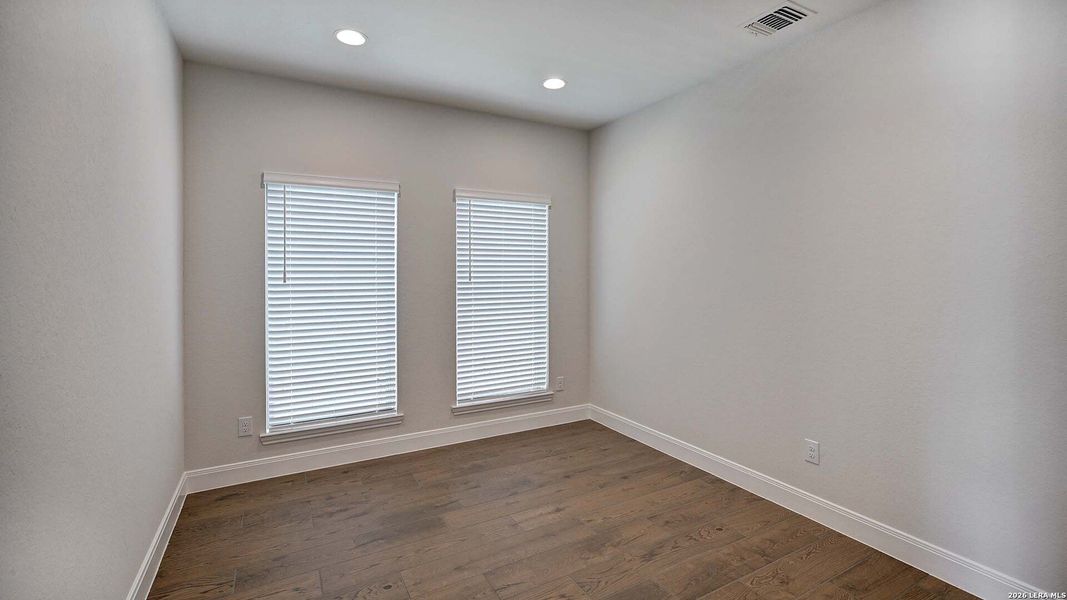 Spacious, unfurnished interior of a new home in Kallison Ranch, San Antonio (Image 21).