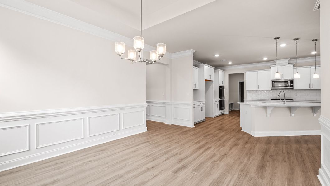 Spacious, unfurnished interior of a new home in Campbell Ridge, Piedmont (Image 20).